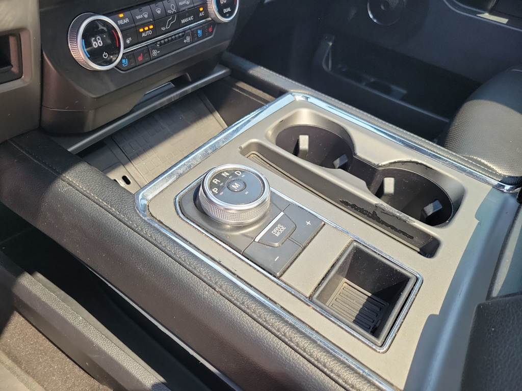 2021 Ford Expedition XLT 21