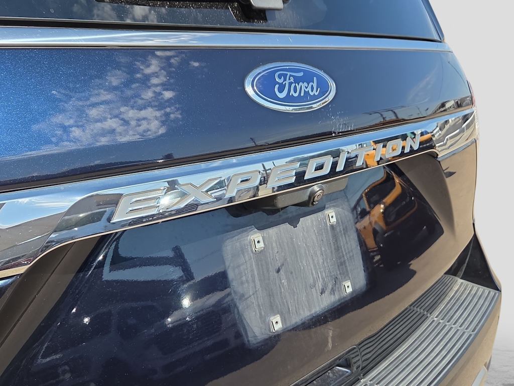 Thumbnail: 2021 Ford Expedition - 6