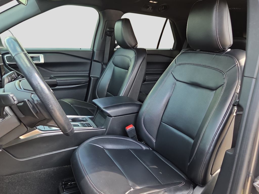 Thumbnail: 2020 Ford Explorer - 9