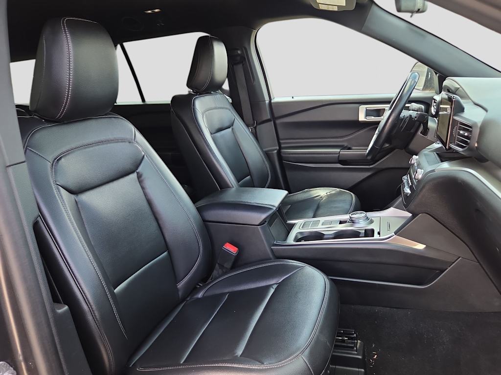 Thumbnail: 2020 Ford Explorer - 10