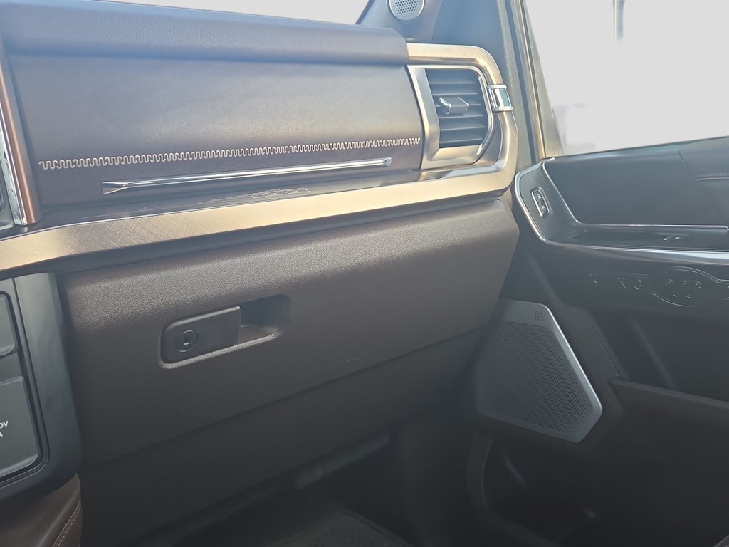 Thumbnail: 2023 Ford F-250 - 22