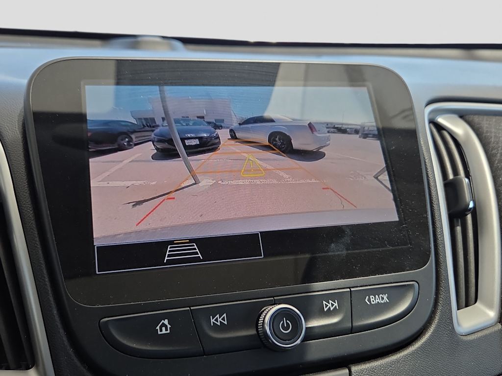 Thumbnail: 2024 Chevrolet Malibu - 25