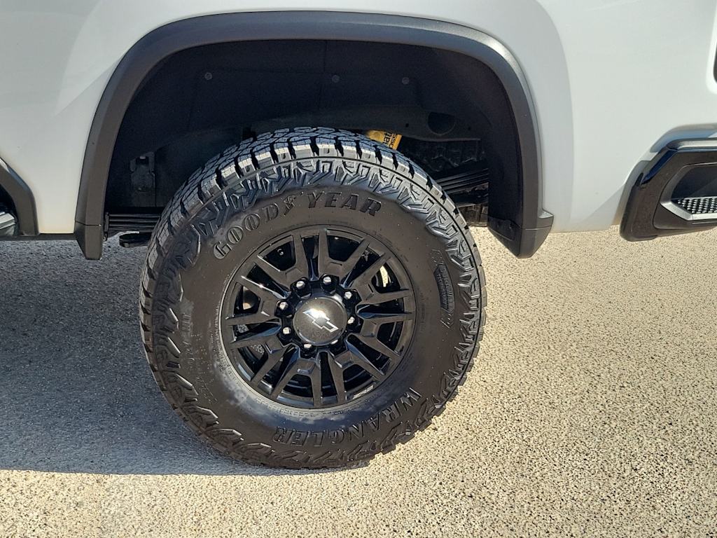 Thumbnail: 2025 Chevrolet Silverado 2500 - 8