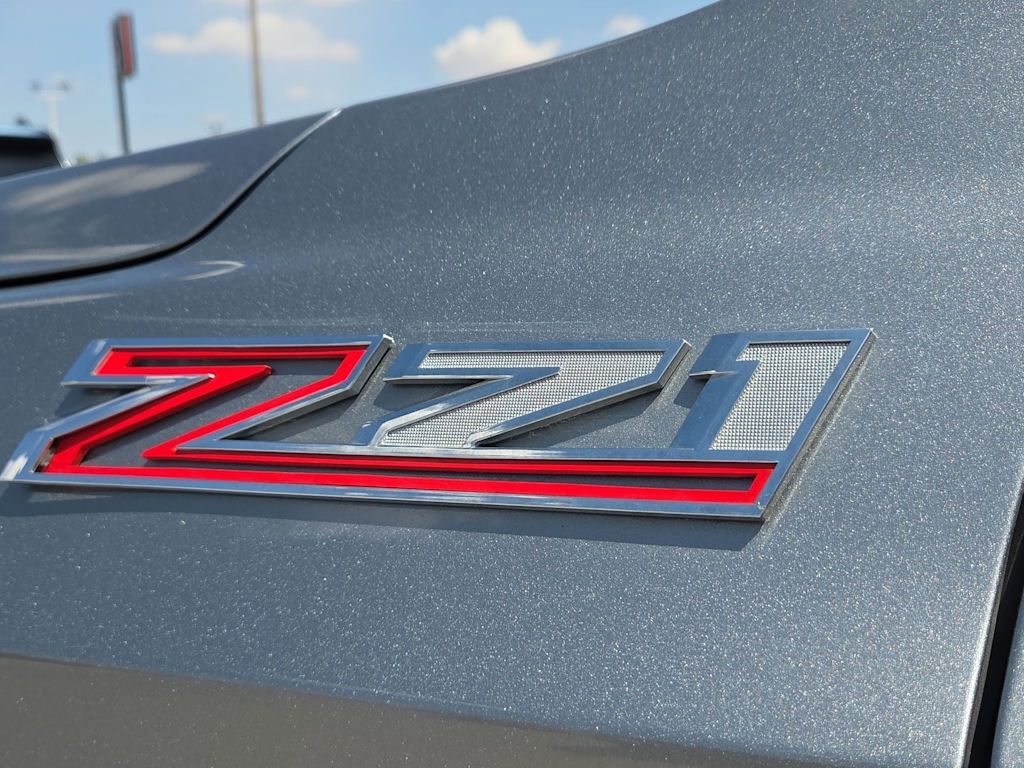Thumbnail: 2023 Chevrolet Tahoe - 6