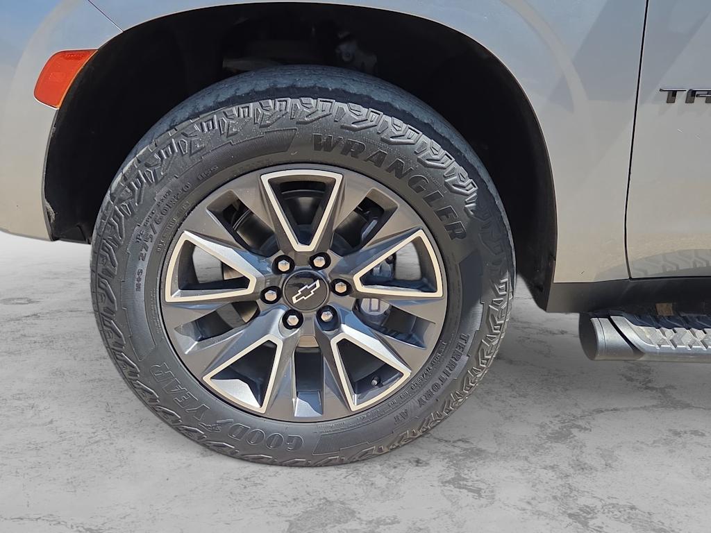 Thumbnail: 2023 Chevrolet Tahoe - 7