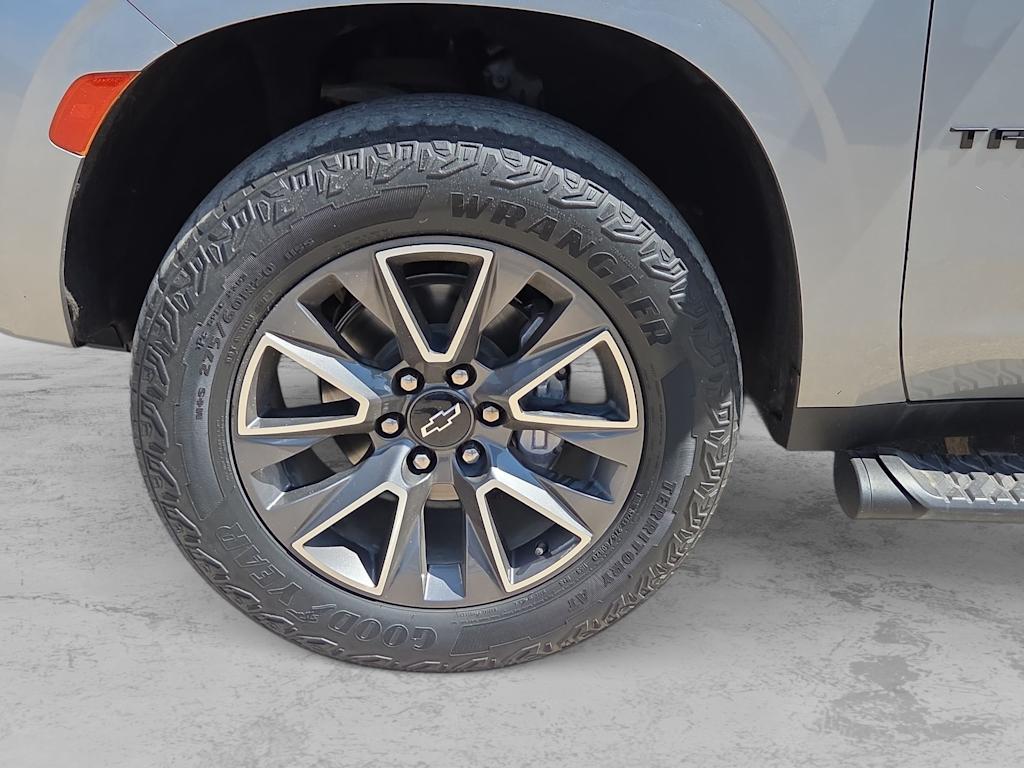 Thumbnail: 2023 Chevrolet Tahoe - 7