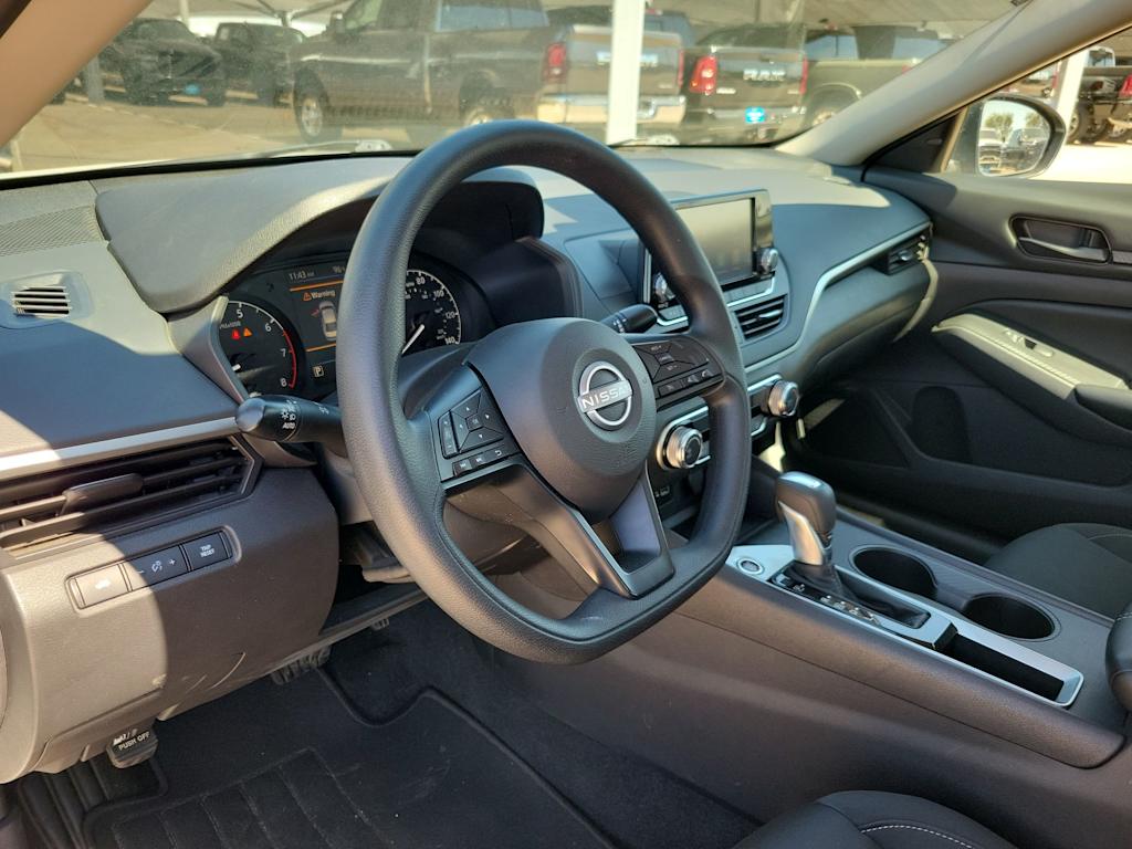 Thumbnail: 2024 Nissan Altima - 2