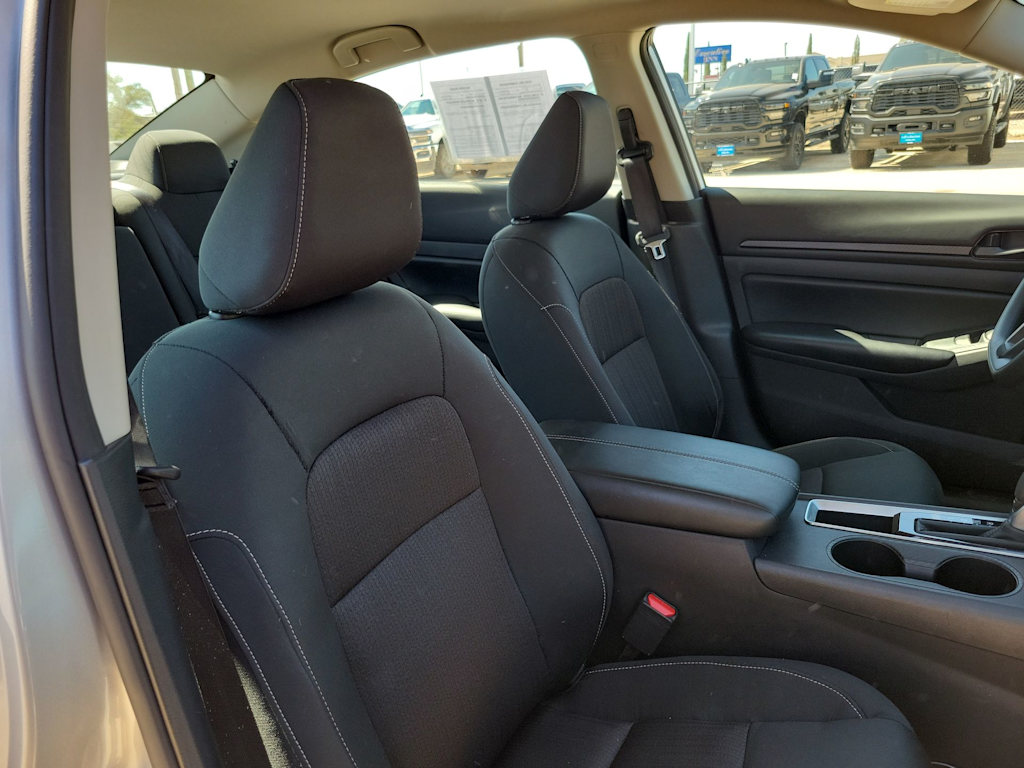 Thumbnail: 2024 Nissan Altima - 11