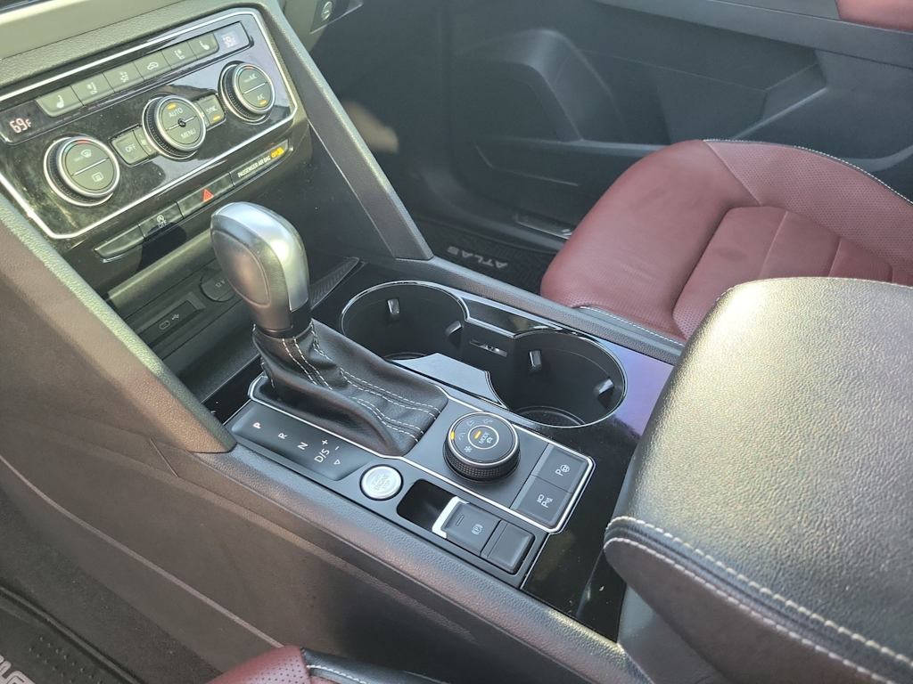 Thumbnail: 2022 Volkswagen Atlas - 15