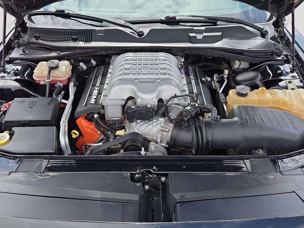Thumbnail: 2016 Dodge Challenger - 9