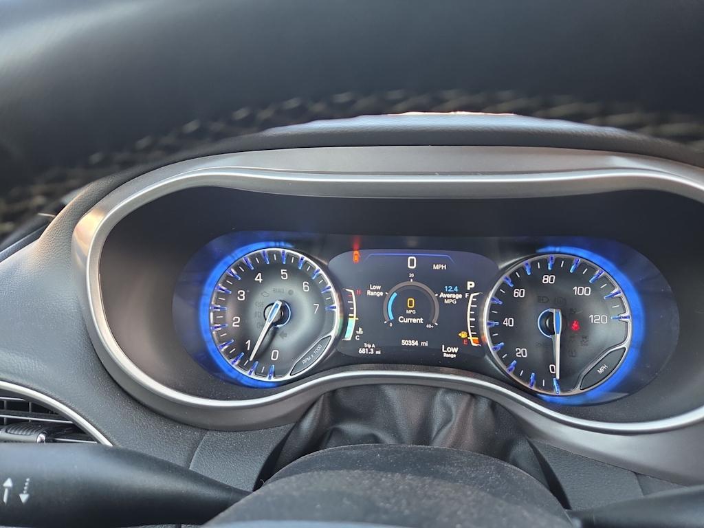 Thumbnail: 2025 Chrysler Pacifica - 17