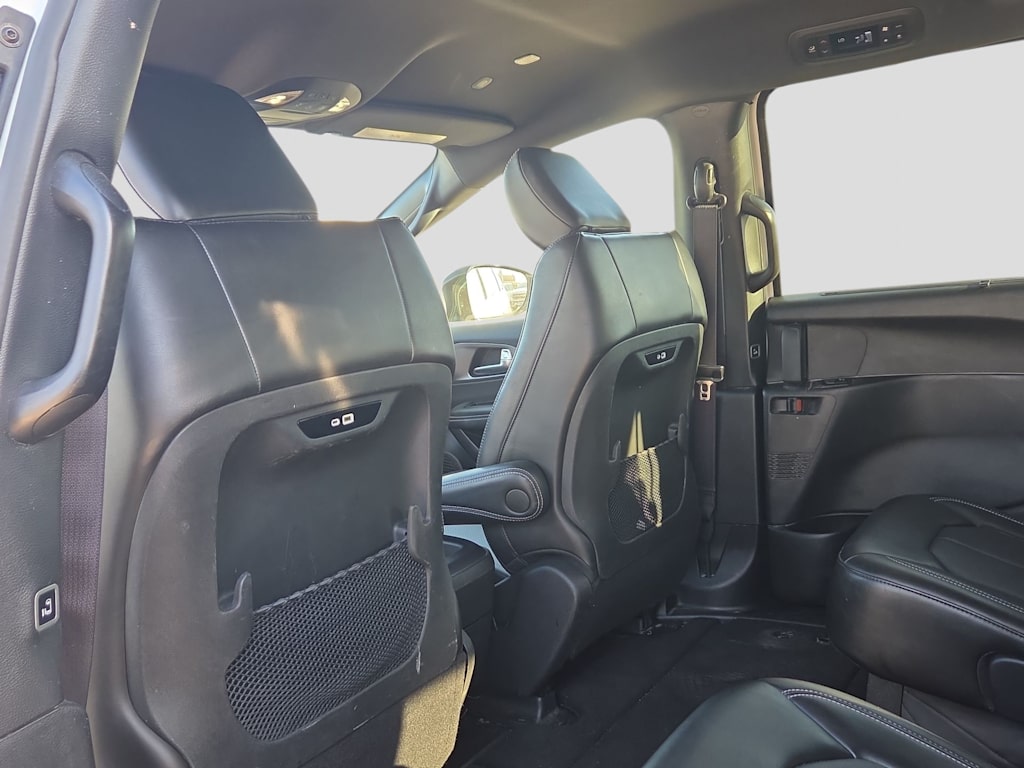 Thumbnail: 2025 Chrysler Pacifica - 13