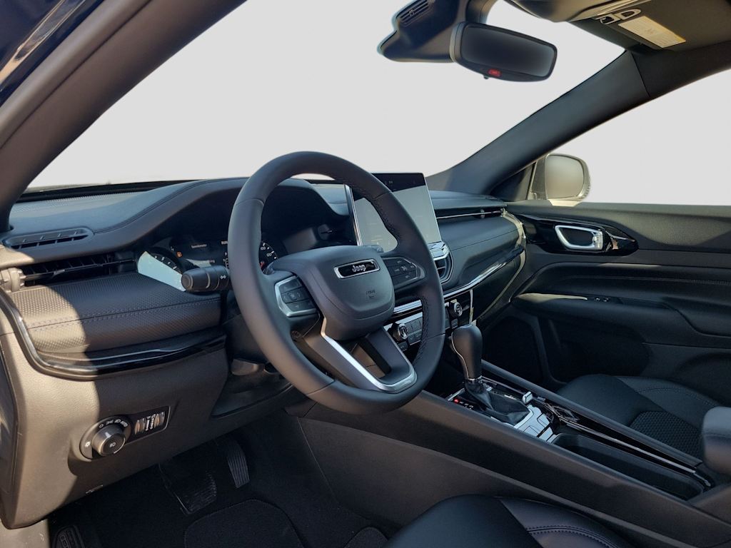 Thumbnail: 2026 Jeep Compass - 2