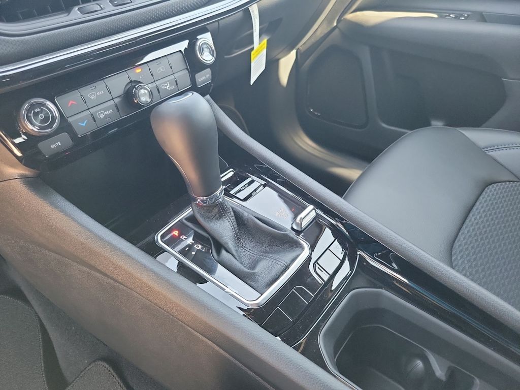 Thumbnail: 2026 Jeep Compass - 16
