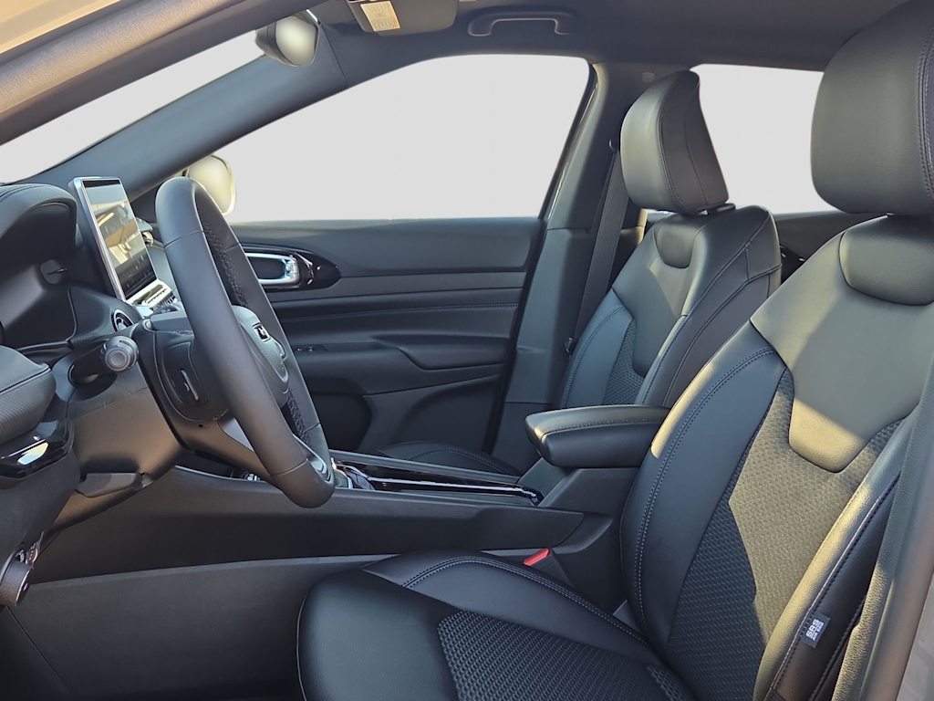 Thumbnail: 2026 Jeep Compass - 11