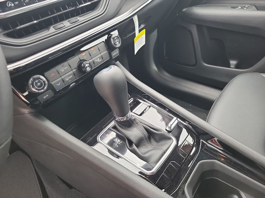 Thumbnail: 2026 Jeep Compass - 16