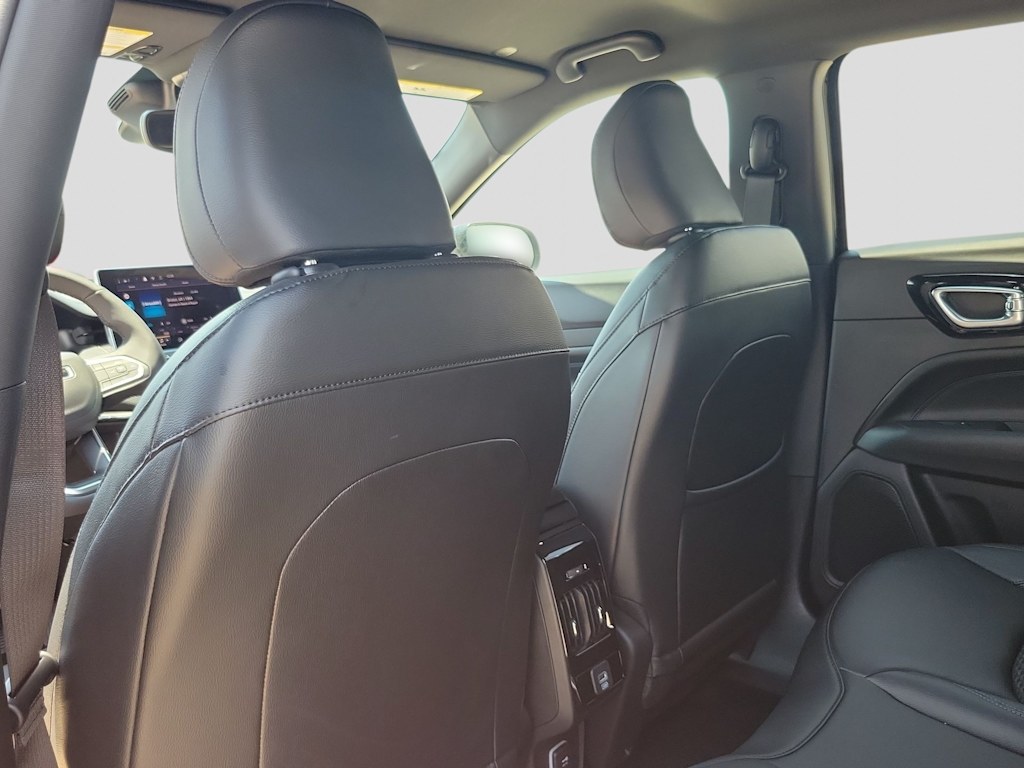 Thumbnail: 2026 Jeep Compass - 12