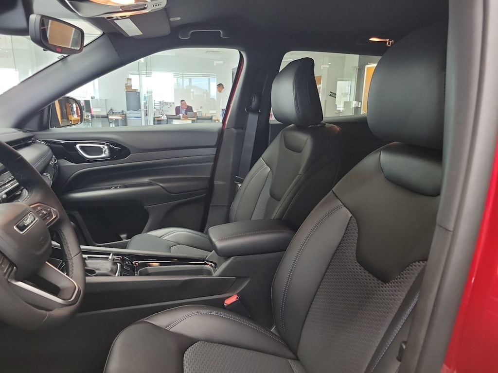 Thumbnail: 2026 Jeep Compass - 10