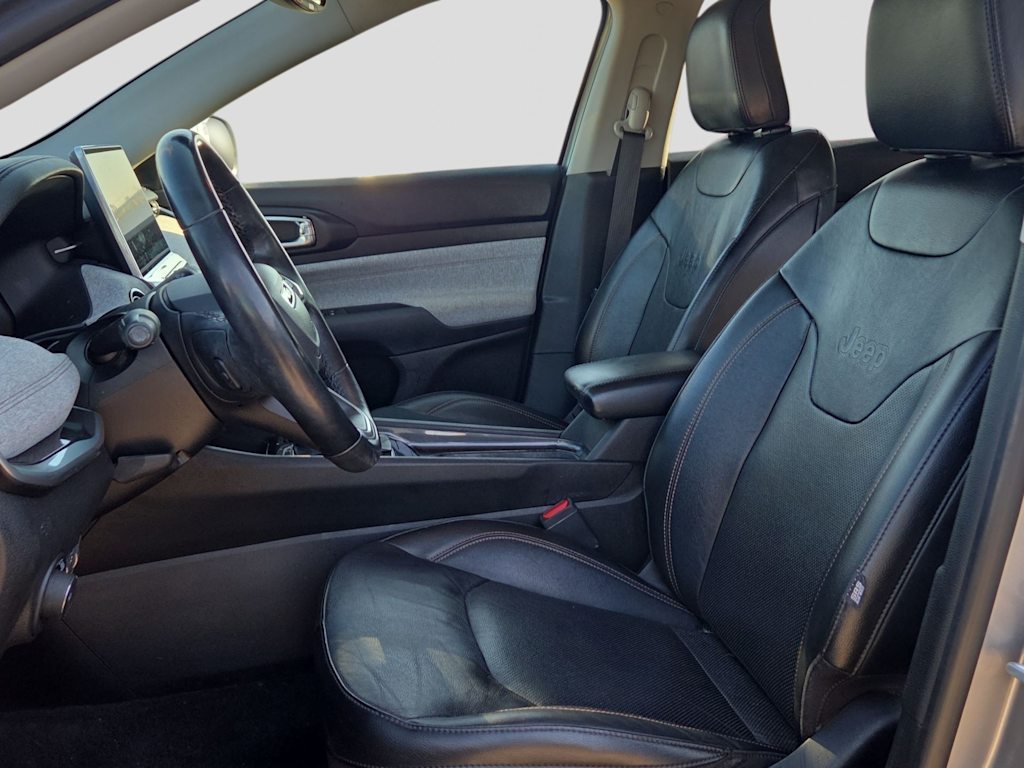 Thumbnail: 2022 Jeep Compass - 10