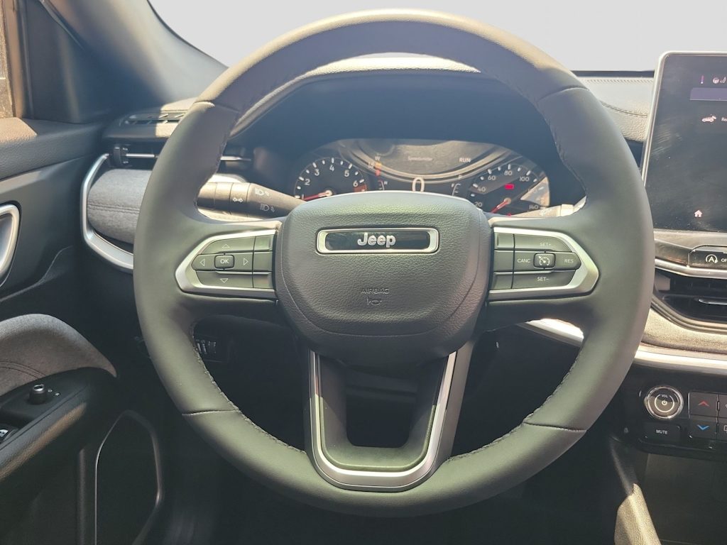 Thumbnail: 2023 Jeep Compass - 13