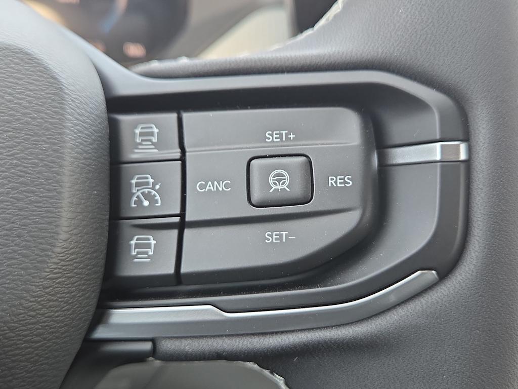 Thumbnail: 2026 Jeep Cherokee - 24