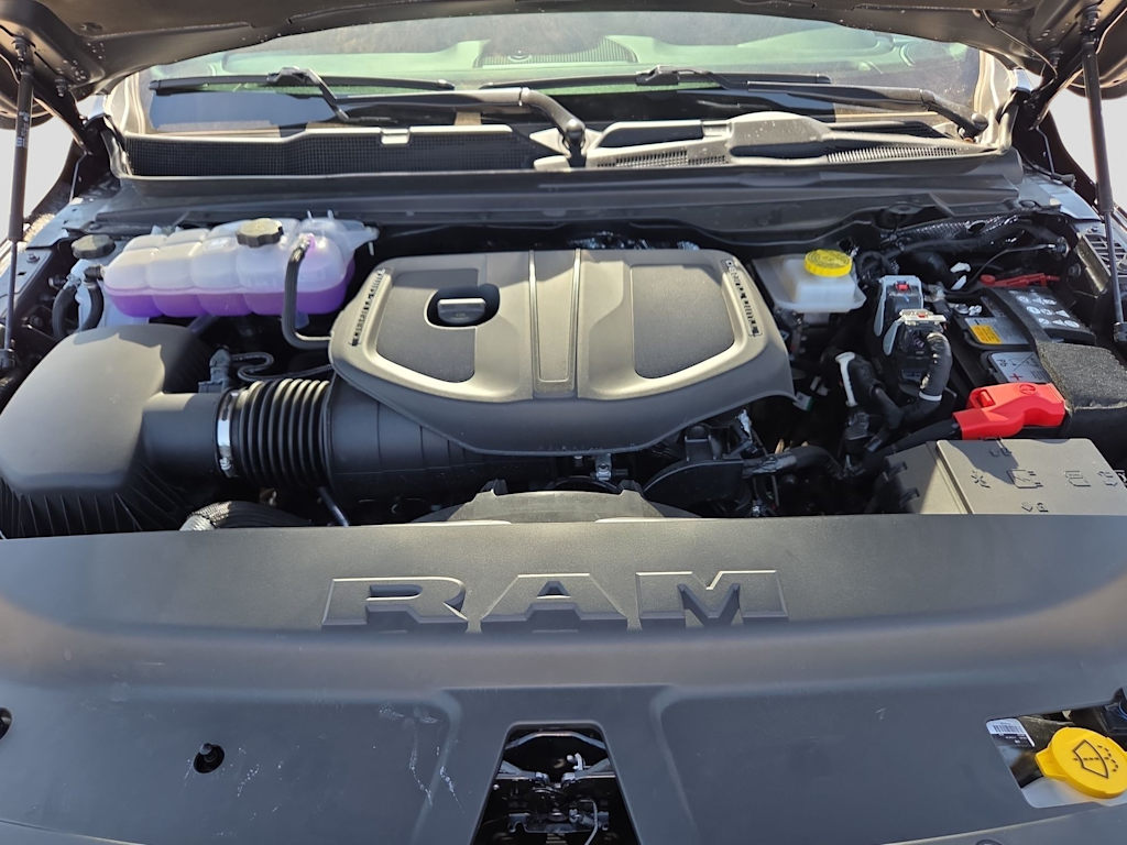 Thumbnail: 2026 RAM 1500 - 9
