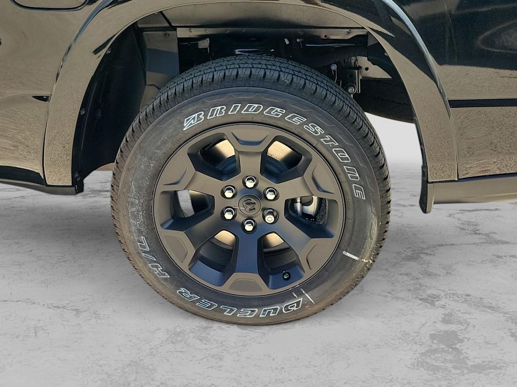 Thumbnail: 2026 RAM 1500 - 8