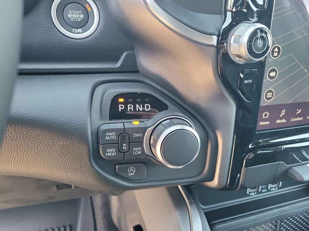 Thumbnail: 2026 RAM 1500 - 24