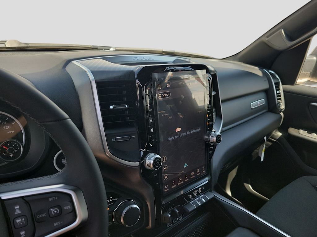 Thumbnail: 2026 RAM 1500 - 15