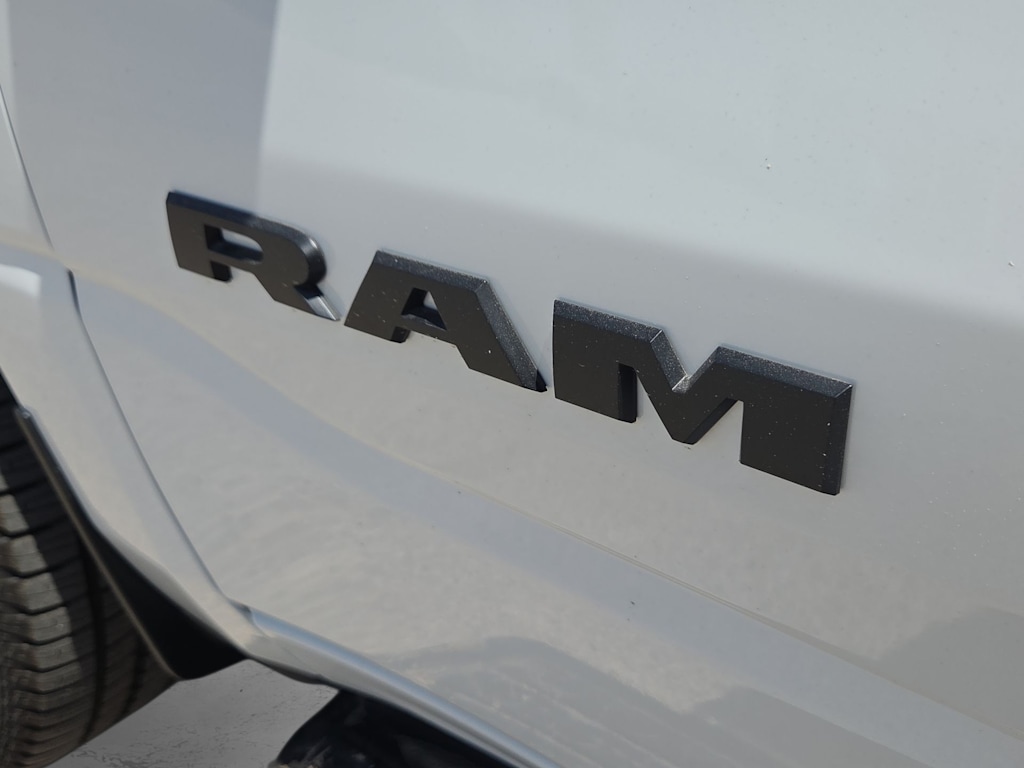 Thumbnail: 2026 RAM 1500 - 6