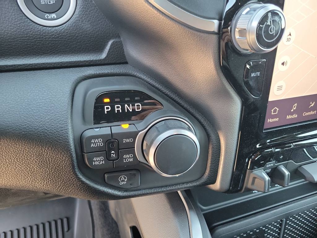 Thumbnail: 2026 RAM 1500 - 21