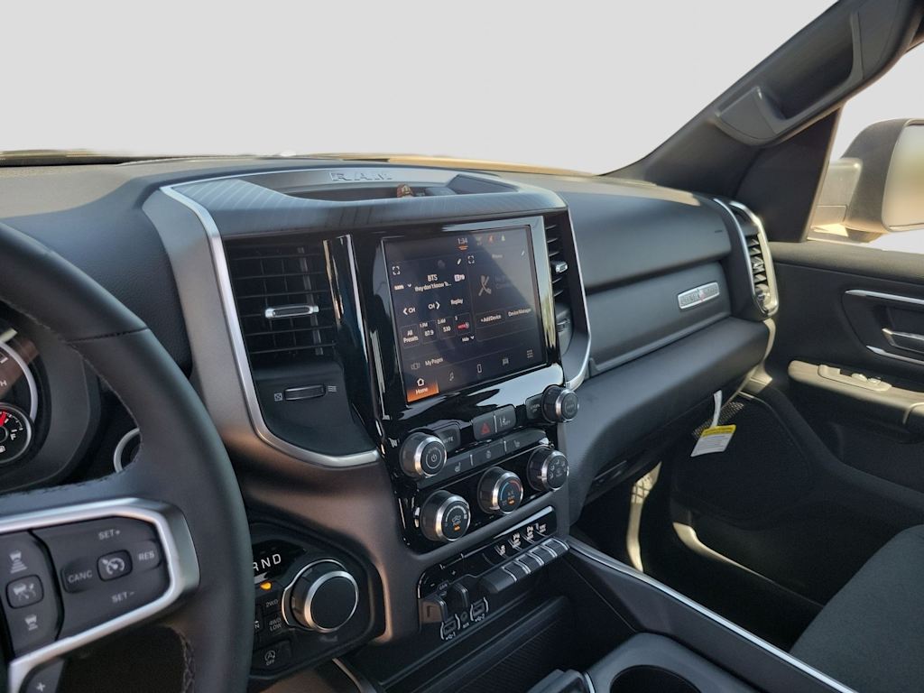 Thumbnail: 2026 RAM 1500 - 15
