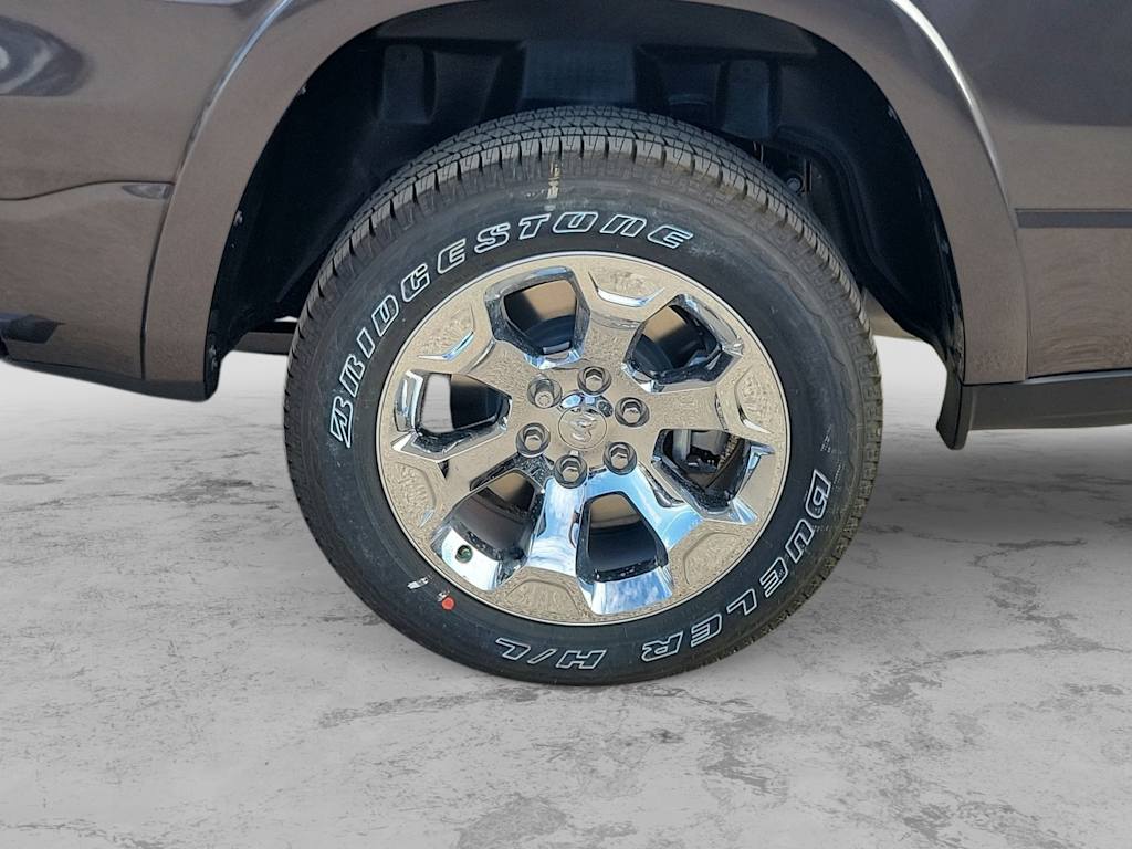 Thumbnail: 2026 RAM 1500 - 8