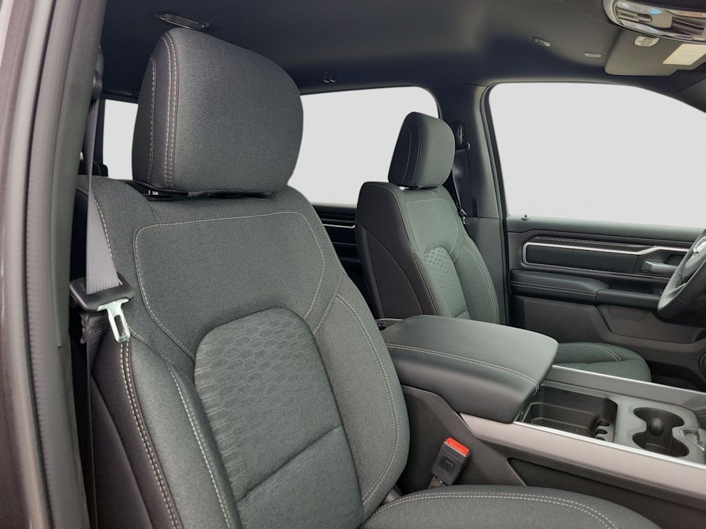 Thumbnail: 2026 RAM 1500 - 12