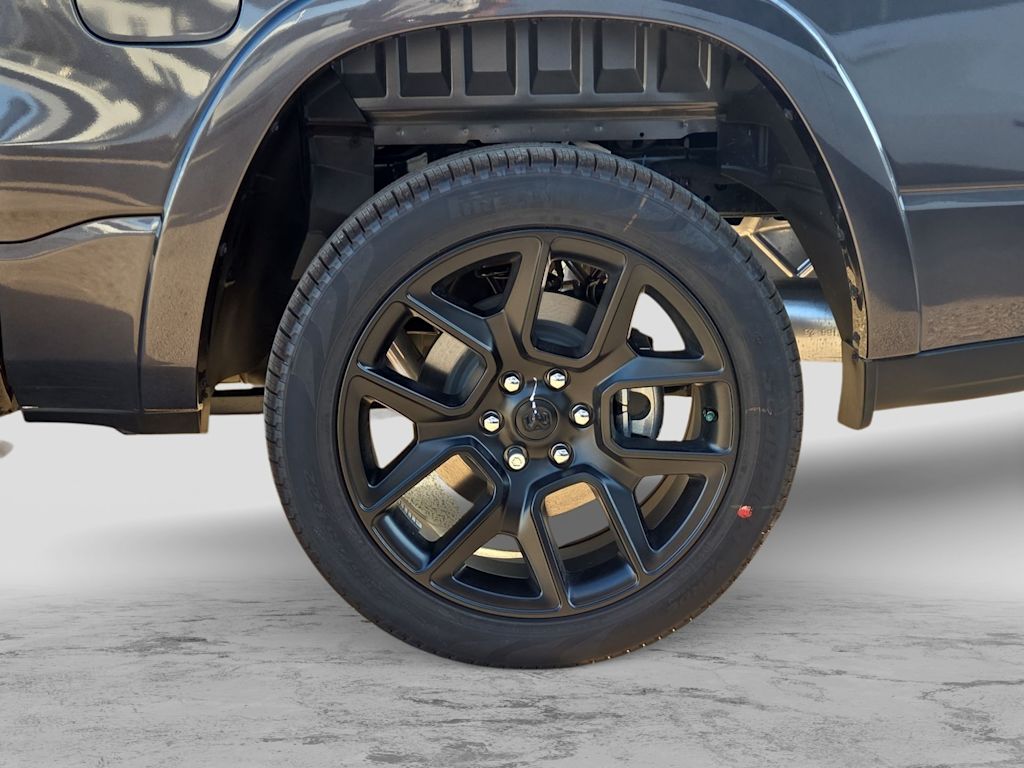 Thumbnail: 2026 RAM 1500 - 8