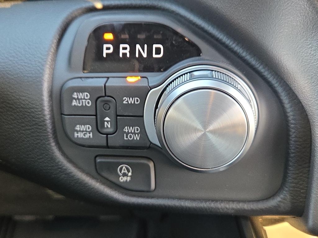 Thumbnail: 2026 RAM 1500 - 22