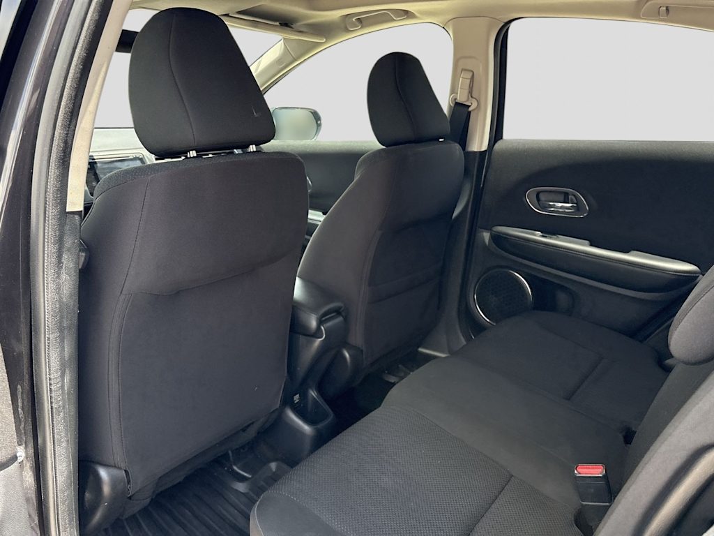 Thumbnail: 2018 Honda HR-V - 11