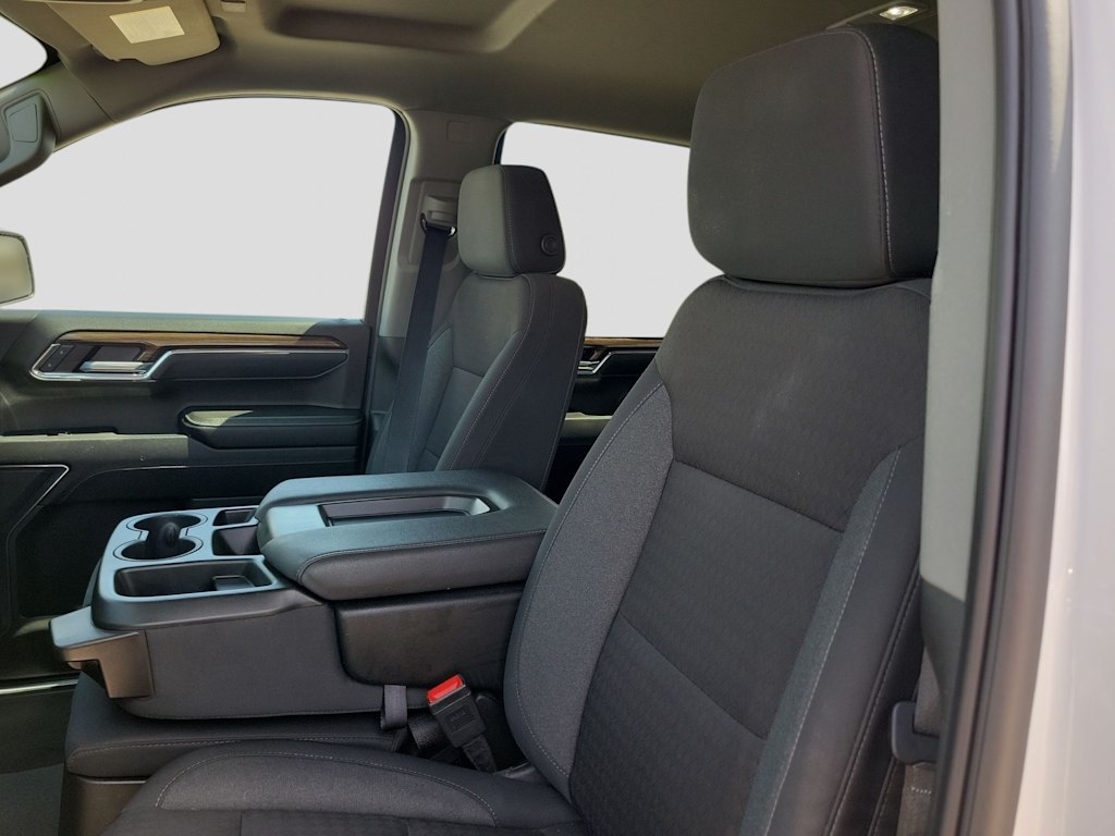 Thumbnail: 2025 Chevrolet Silverado 1500 - 11