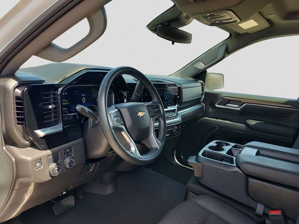 Thumbnail: 2025 Chevrolet Silverado 1500 - 3