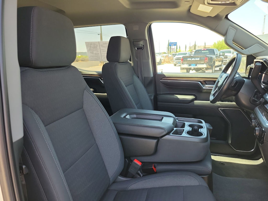 2022 Chevrolet Silverado 1500 LT 12