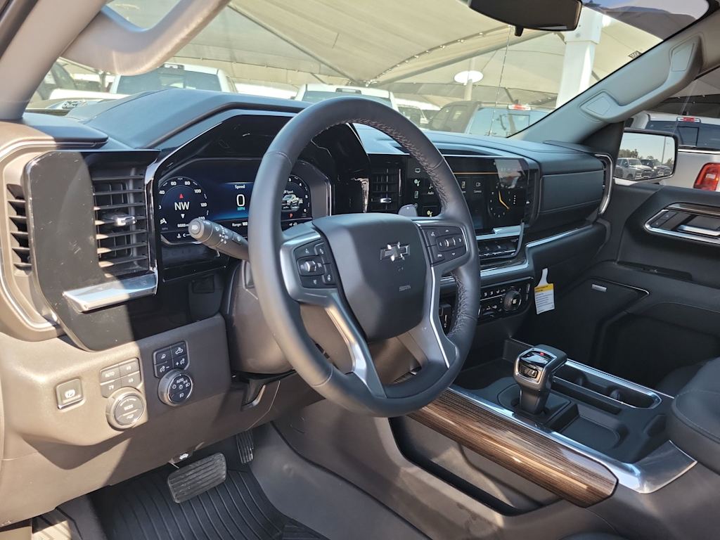 Thumbnail: 2024 Chevrolet Silverado 1500 - 2