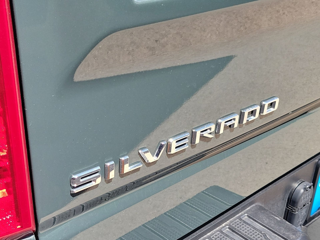 Thumbnail: 2025 Chevrolet Silverado 1500 - 8