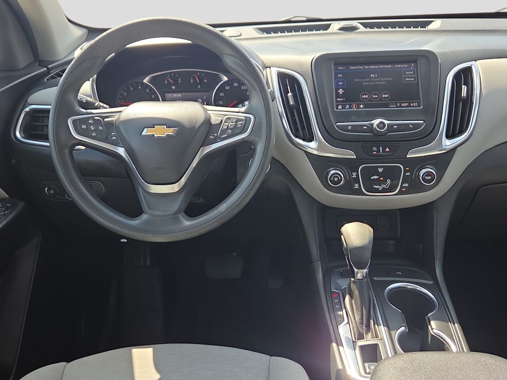 Thumbnail: 2023 Chevrolet Equinox - 10