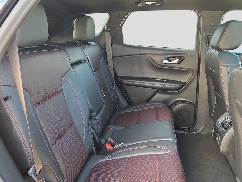 Thumbnail: 2022 Chevrolet Blazer - 22