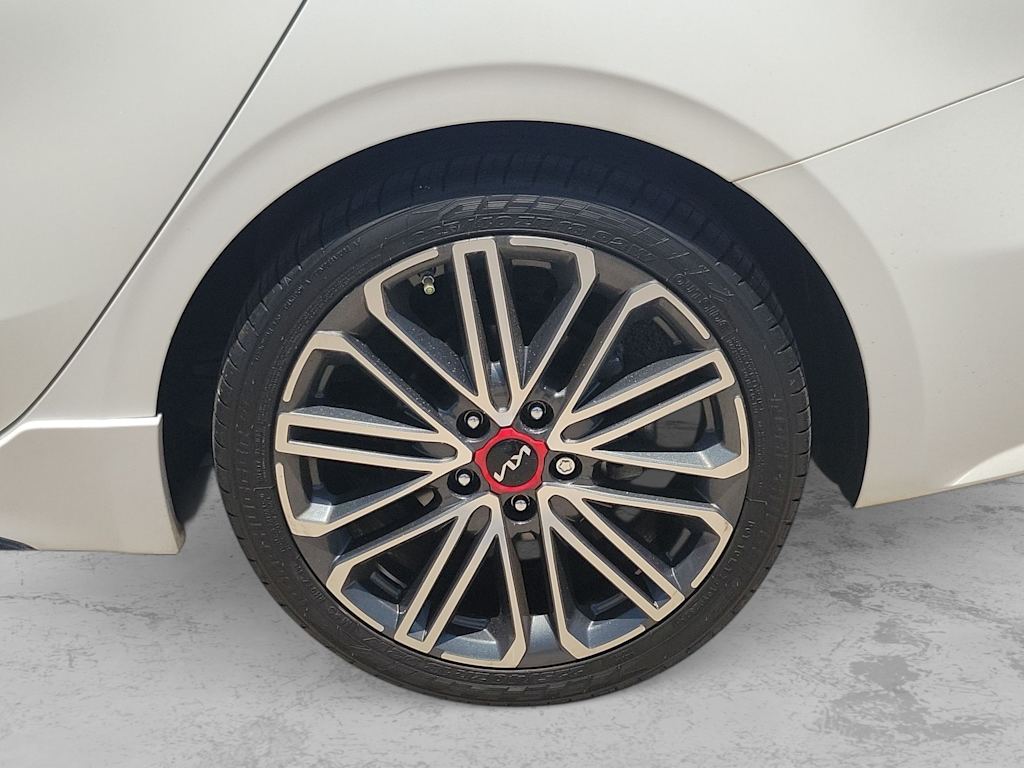 Thumbnail: 2022 Kia Forte - 8