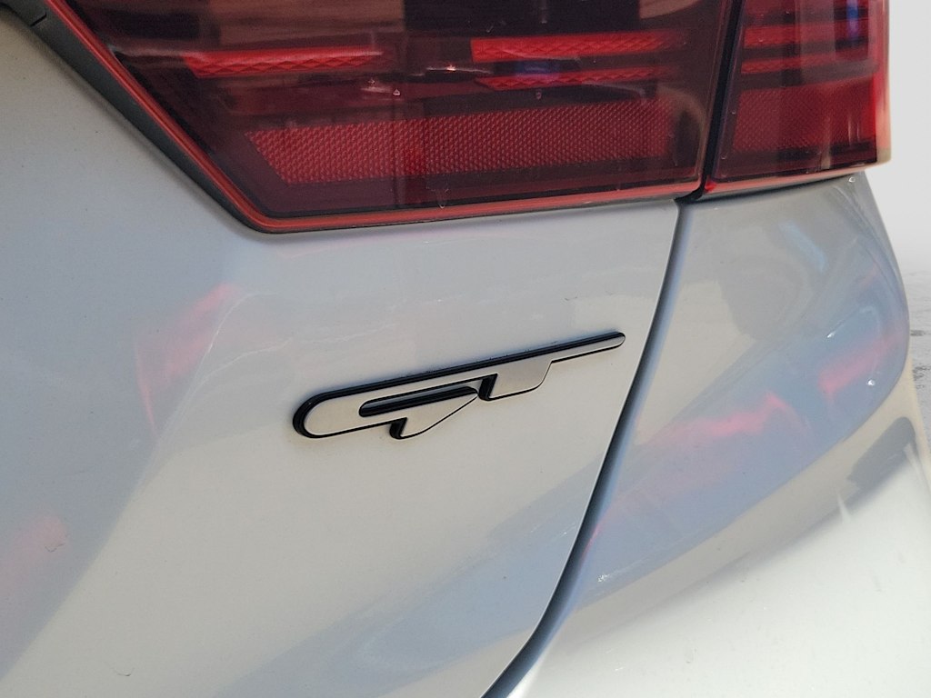 Thumbnail: 2022 Kia Forte - 7