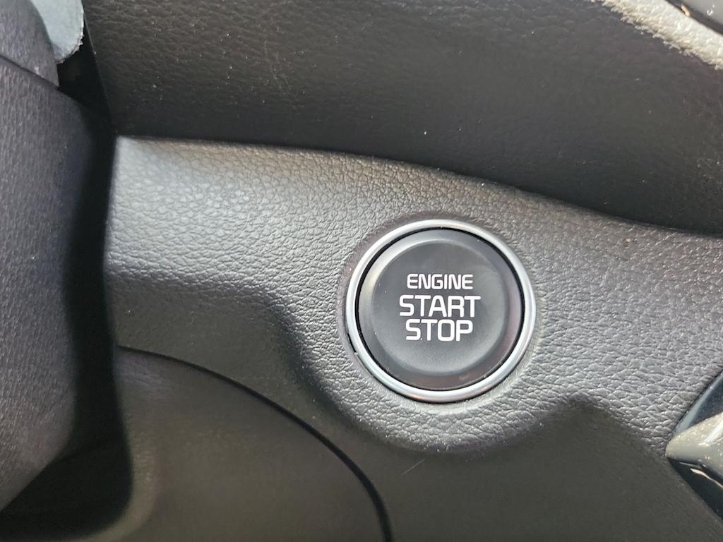 Thumbnail: 2022 Kia Forte - 24