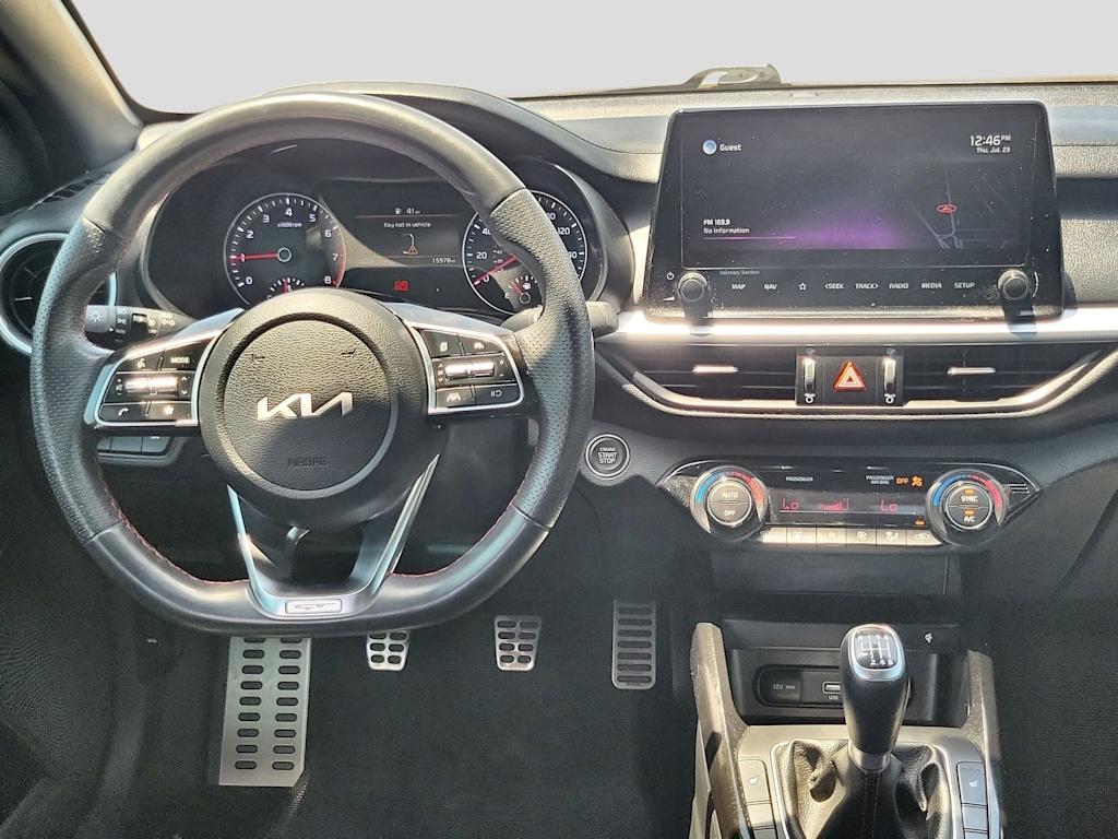 Thumbnail: 2022 Kia Forte - 10