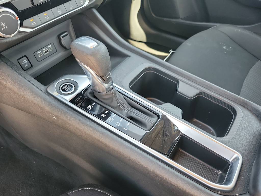 Thumbnail: 2024 Nissan Sentra - 15