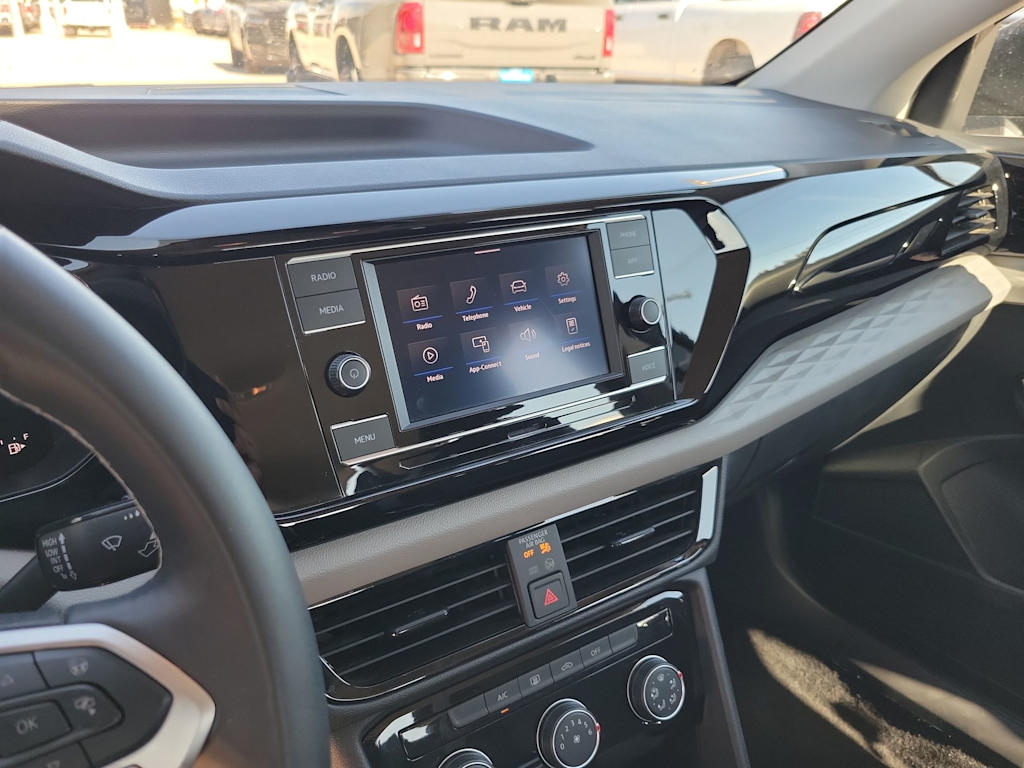 Thumbnail: 2024 Volkswagen Taos - 14